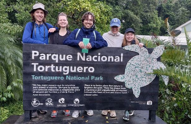 Canoe experience exploring Tortuguero National Park