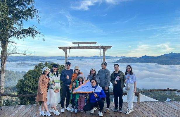 Cloud Hunting and The Glow of Dawn in Da Lat 4:00 - 10:00 AM