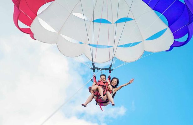 Parasailing in Langkawi