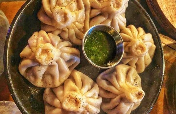 Half-Day Hell's Kitchen Food Tour and Central Park Stroll