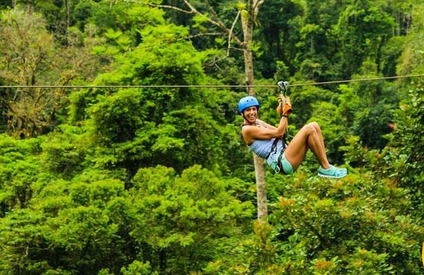 Zipline Canopy Tour near Manuel Antonio