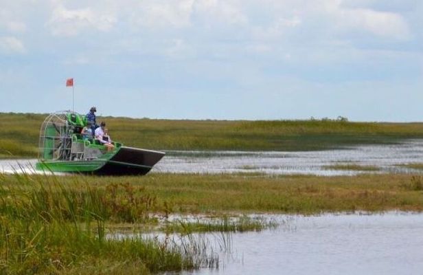 90 minutes Private Everglades Airboat Ride in Miami