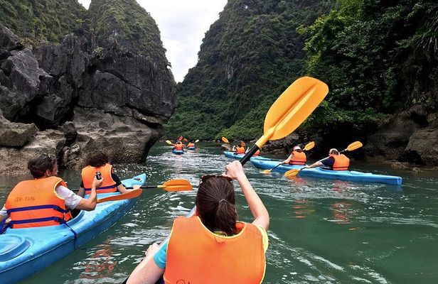 5-star Halong Bay Cruise 2 days 1 night