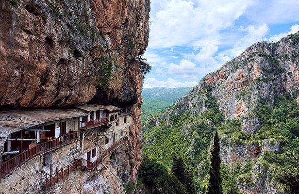 Mountain Villages of Peloponnese, Monasteries and Lousios River Private Day Trip
