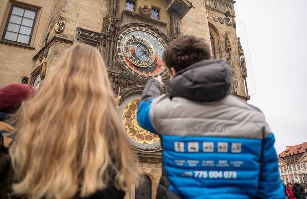 Prague: Private Old Town Walking Tour with Hotel Pickup