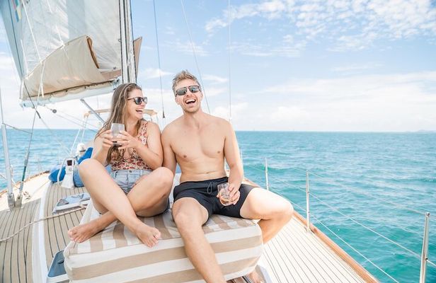 Magnetic Island Sailing Cruise ex Townsville