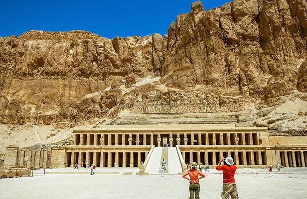 Visit Valley Of The Kings and queen Hatshepsut Temple