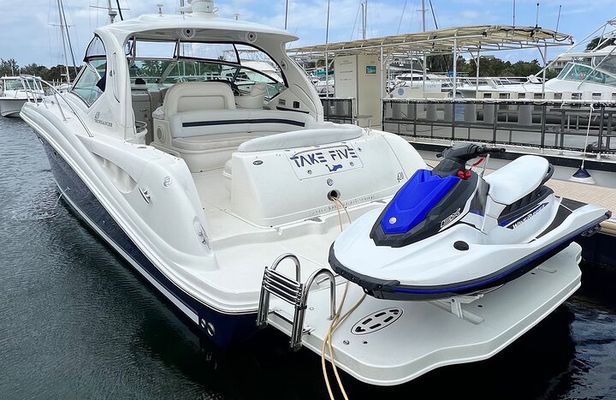 Private Luxury HalfDay w/Jetski Stingray City, Snorkeling & Starfish Beach Tour