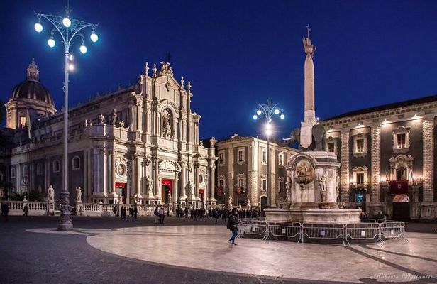 Private tour of Catania and the Riviera of the Cyclops