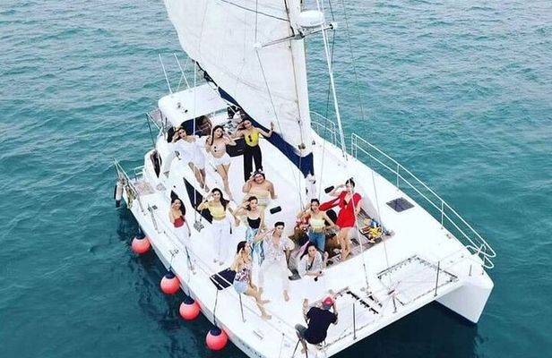 Private Catamaran Yacht to Racha and Coral Islands