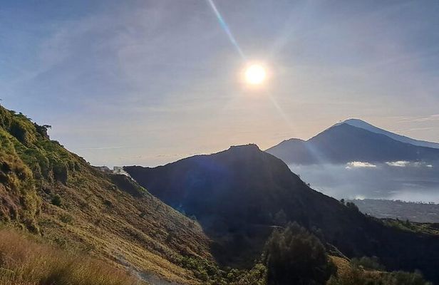 Private Guided Hike in Mount Batur Sunrise
