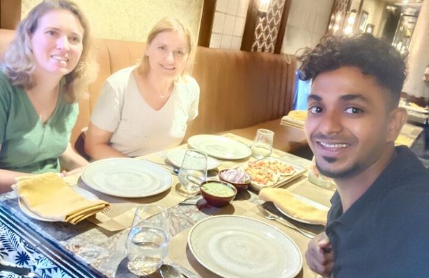 Customize private tour with pickup 