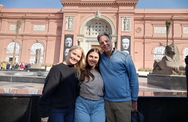 Full-Day Egyptian Museum and Old Cairo Tour from Cairo or Giza hotels