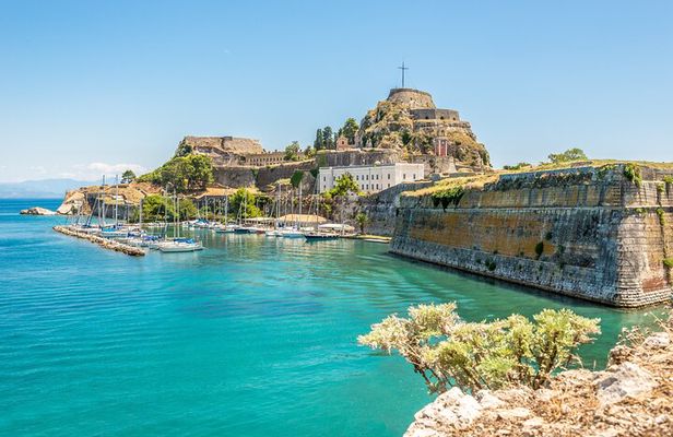 Corfu Shore Trip for Cruise Ships with Boat Cave Tour or Beach