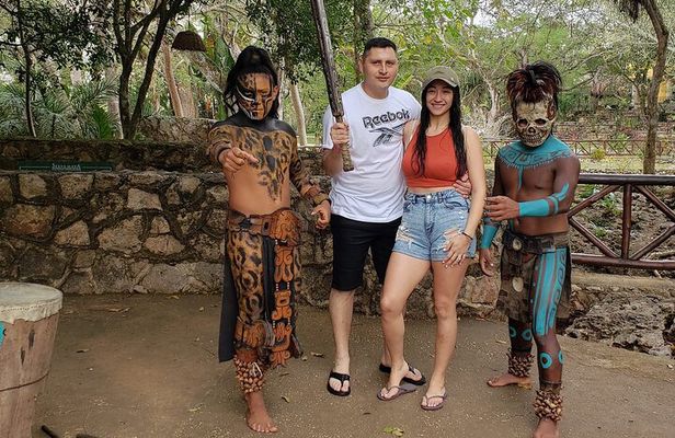 EK Balam Mayan Ruin & Cenote Hubiku & Valladolid from Cancun