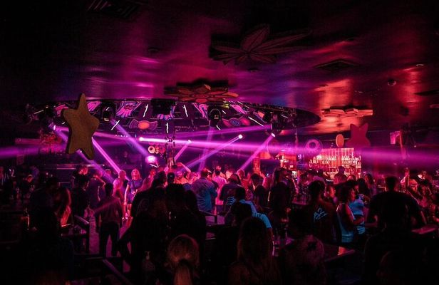 Private Night City Tour with Little Buddha Disco From Hurghada 