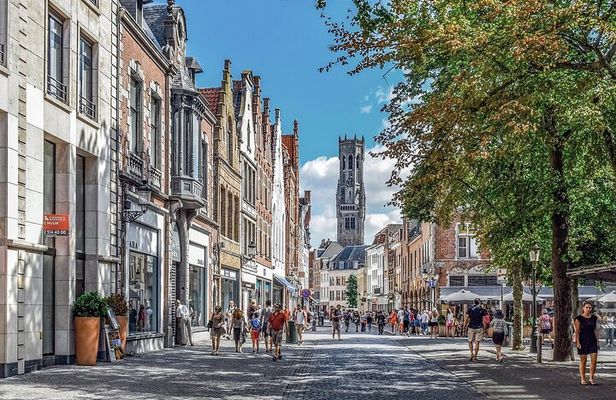 Guided tour of Bruges and Boat Tour (+ beer tasting opt)