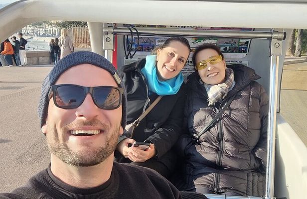 Private tour guide of Nice in electric taxibikes