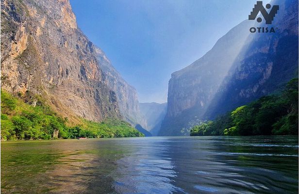 Adventure to the Sumidero Canyon Viewpoints and Chiapa de Corzo