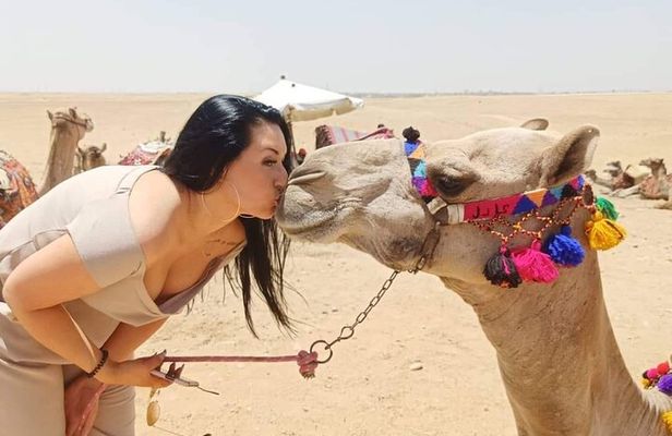 Private Tour to Great Pyramids of Giza and Sphinx