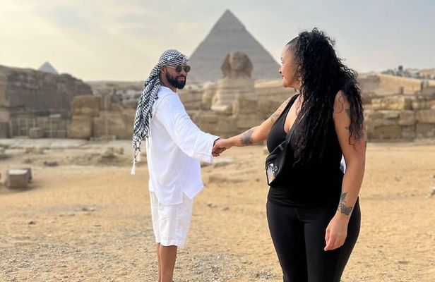 Giza Pyramids ,Egyptian Museum Camel Ride and Lunch With Private Tour