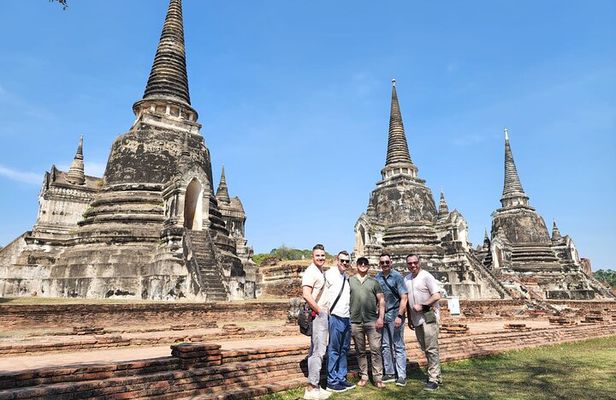 Private Floating Market and Historical Ayutthaya Sightseeing Tour