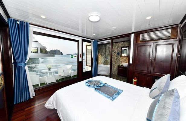 Sapphire Cruise Luxury Halong Bay Cruise Seaview Balcony Cabin