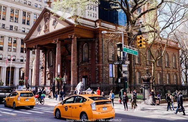 Wall Street & the Financial District: Private 2.5 hr Walking Tour