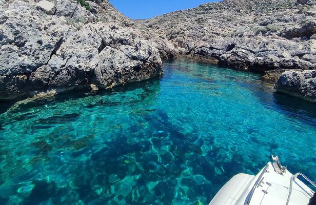 Snorkeling Experience of Dafina Bay & Bear's Bay