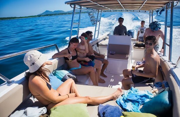 Private Charter: Chica Super Panga 30'