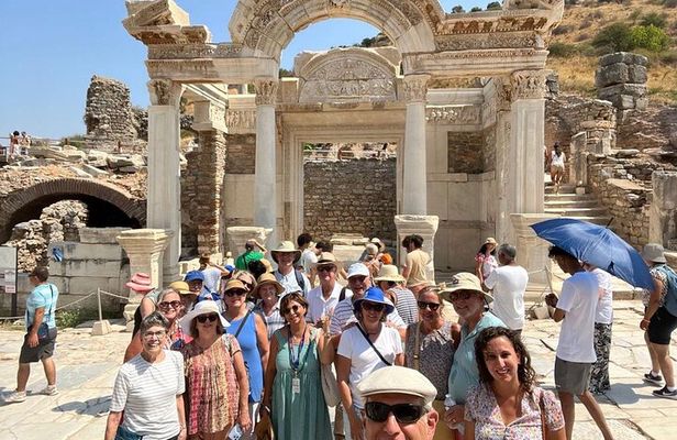 Meander Travel Private Tours