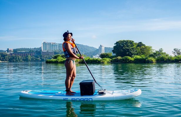 Private Stand Up Paddleboarding Adventure in Sun Moon Lake