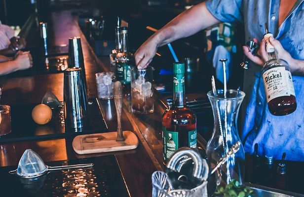 Tennessee Whiskey Workshop with Instructor and 3 Cocktails