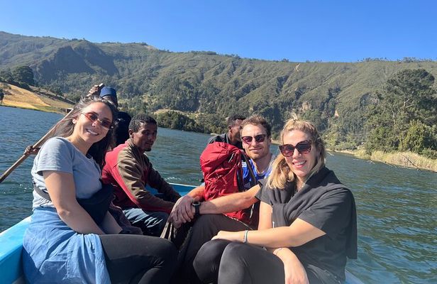 Full Day Trip To Wenchi crater Lake & hiking