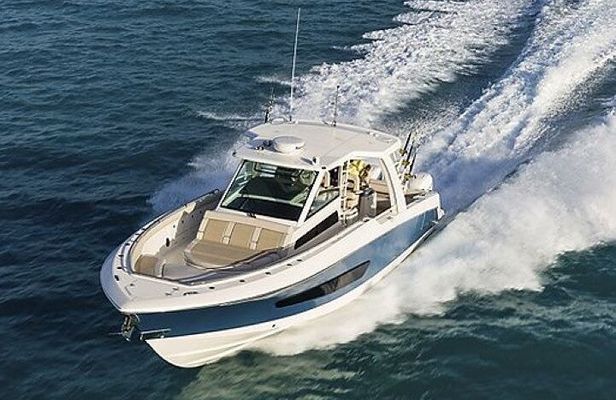 2-Hour Maalaea Luxury Powerboat Sunset Cruise for up to 6 Guests