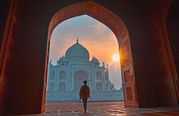 5 Days Delhi Agra Jaipur Golden Triangle Tour
