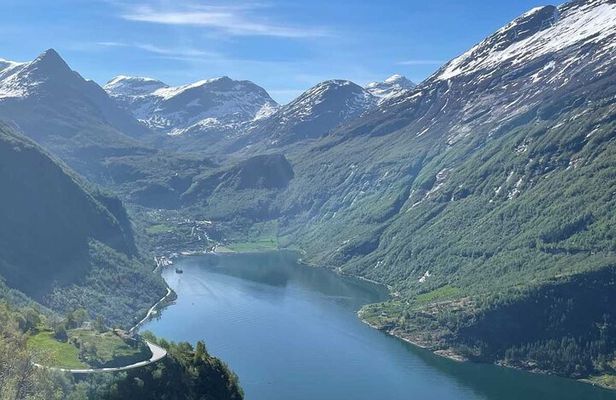 Shared Tour of Geiranger from Hellesylt