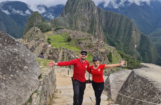 Private Tour Discover Machu Picchu in 5 days and 4 nights