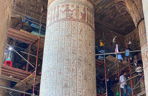 Guided tour-transfer Luxor to Aswan over Esna, Edfu and Kom Ombo