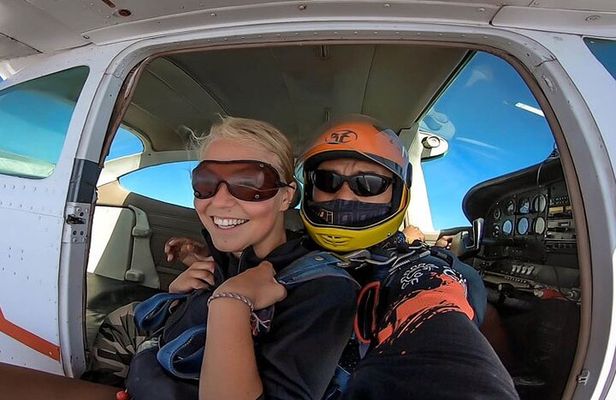 Skydiving Cartagena
