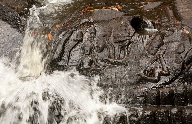 Unique Private Tours To Kbal Spean, Banteay Srei And Bantey Samre