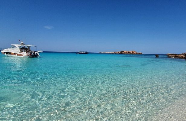 Full Day Dimaniyat Island Excursion