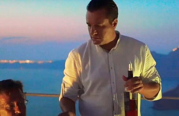 Private Wine Tasting Tour With a Santorini Sunset Ending