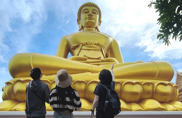 Giant Buddha and Bangkok Local Tour