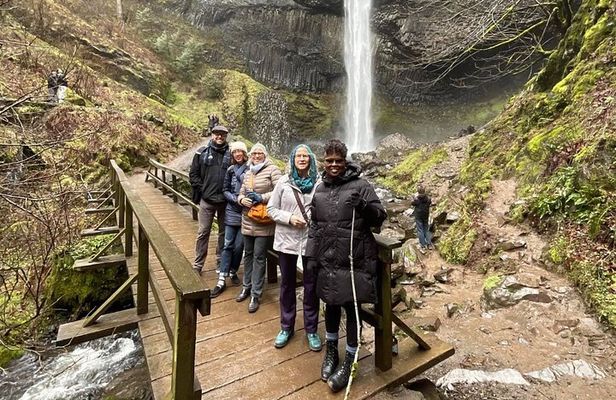 Wonderful Waterfalls: A Columbia River Gorge Tour