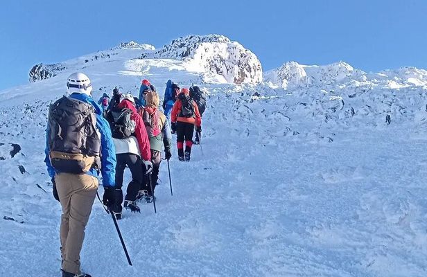 2 Days Trekking & Atlas Mountain and Berber Valley From Marrakech