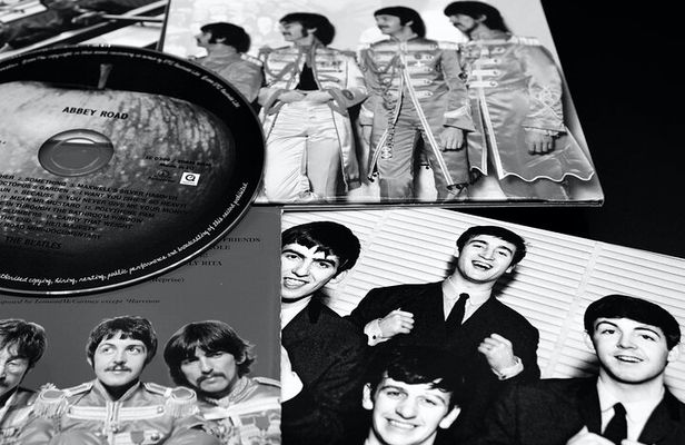 Ultimate Beatles Ticket To Ride Half-Day PRIVATE Tour