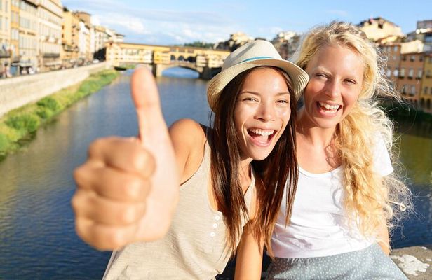 Florence : Private Custom Walking Tour with a Local Guide