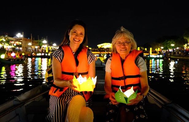 50/50 Da Nang & Hoi An City Private Tour ( 11 Hours )