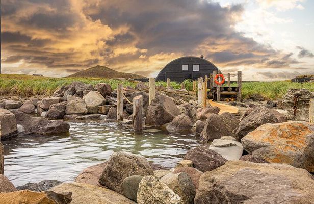 Hvalfjordur & Hvammsvik Hot Springs Private Tour